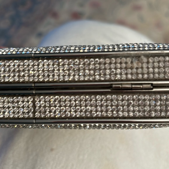 Retired Piece- Michael Kors clutch - Picture 6 of 10